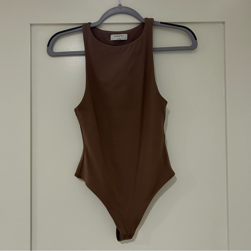 Aritzia Babaton Contour Sleeveless Bodysuit Brown Size Small